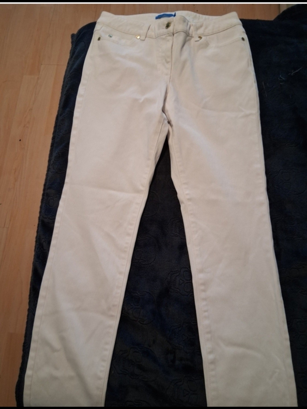 J. McLaughlin Cream Straight-Leg Jeans